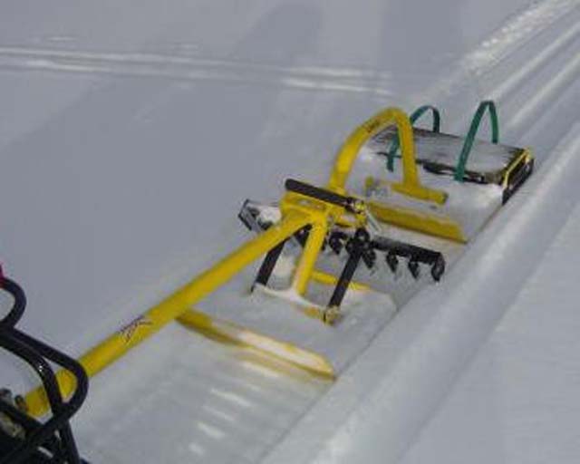 Wilhelmsfeld, Loipentechnik, Skidoo