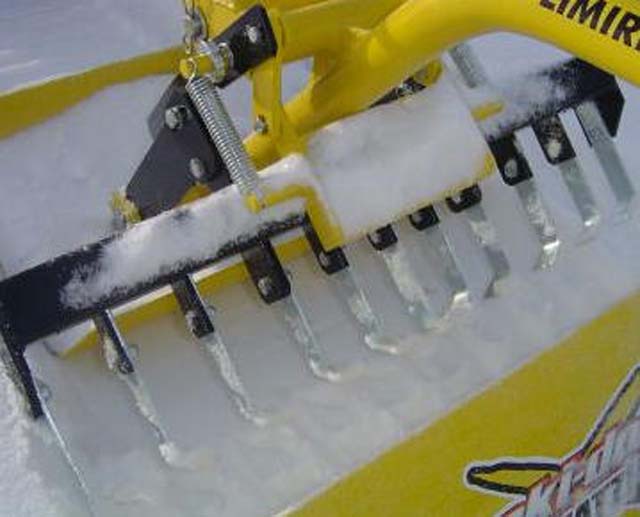 Wilhelmsfeld, Loipentechnik, Skidoo